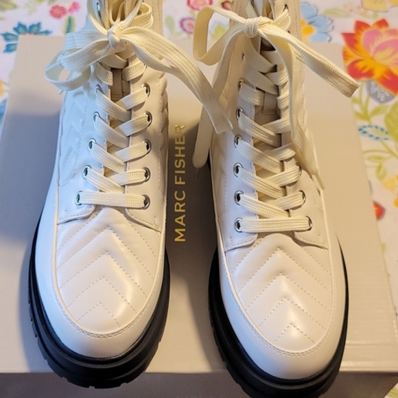 Marc Fisher Pierce Textured Lugsole Boots - Picture 7 of 8